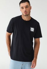 Camiseta Quiksilver Reta Logo Preta