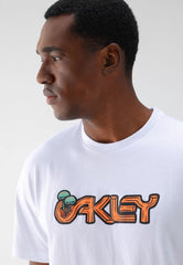 Camiseta Oakley Reta Estampa Branca